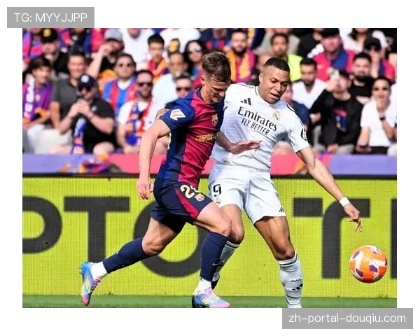 国家德比半场:皇马0-0巴萨,双方中场绞杀激烈,射门合计仅5次 国家德比半场:皇马0-0巴萨,双方中场绞杀激烈,射门合计仅5次